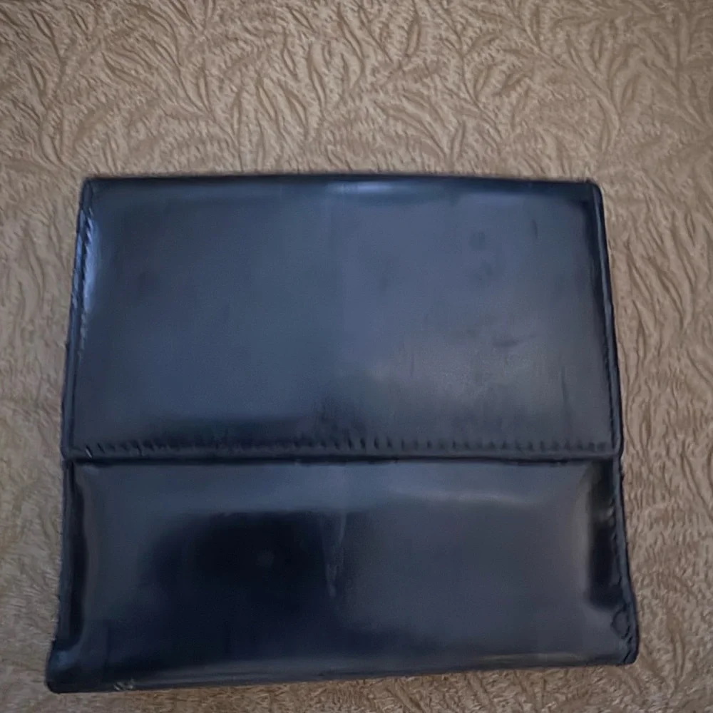 Gucci Jackie Vintage Leather Wallet with Silver Hardware - Picture 7 of 10